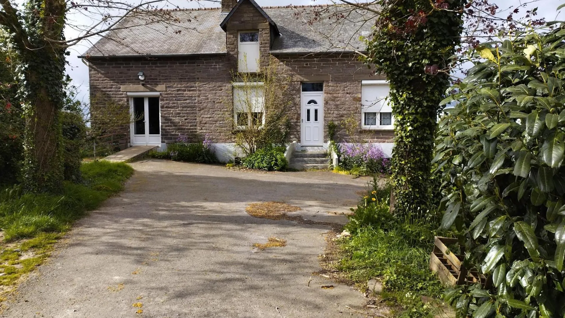 Landhuis Le Gite Des Galopins Saint-Just